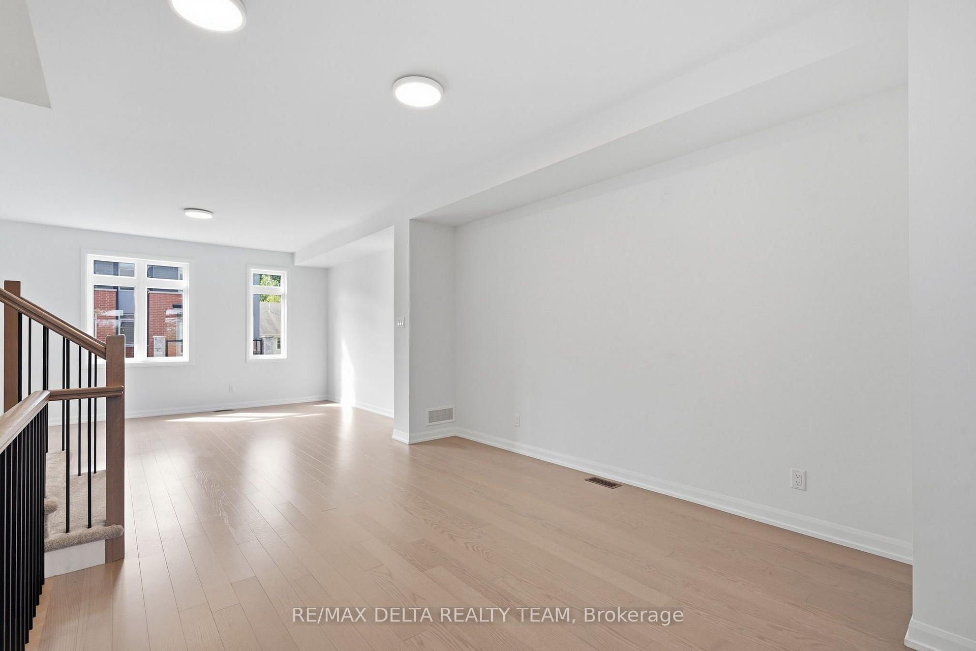 Photo 19 of 561 Halo Private, Ottawa, Chapel Hill — HOMEH