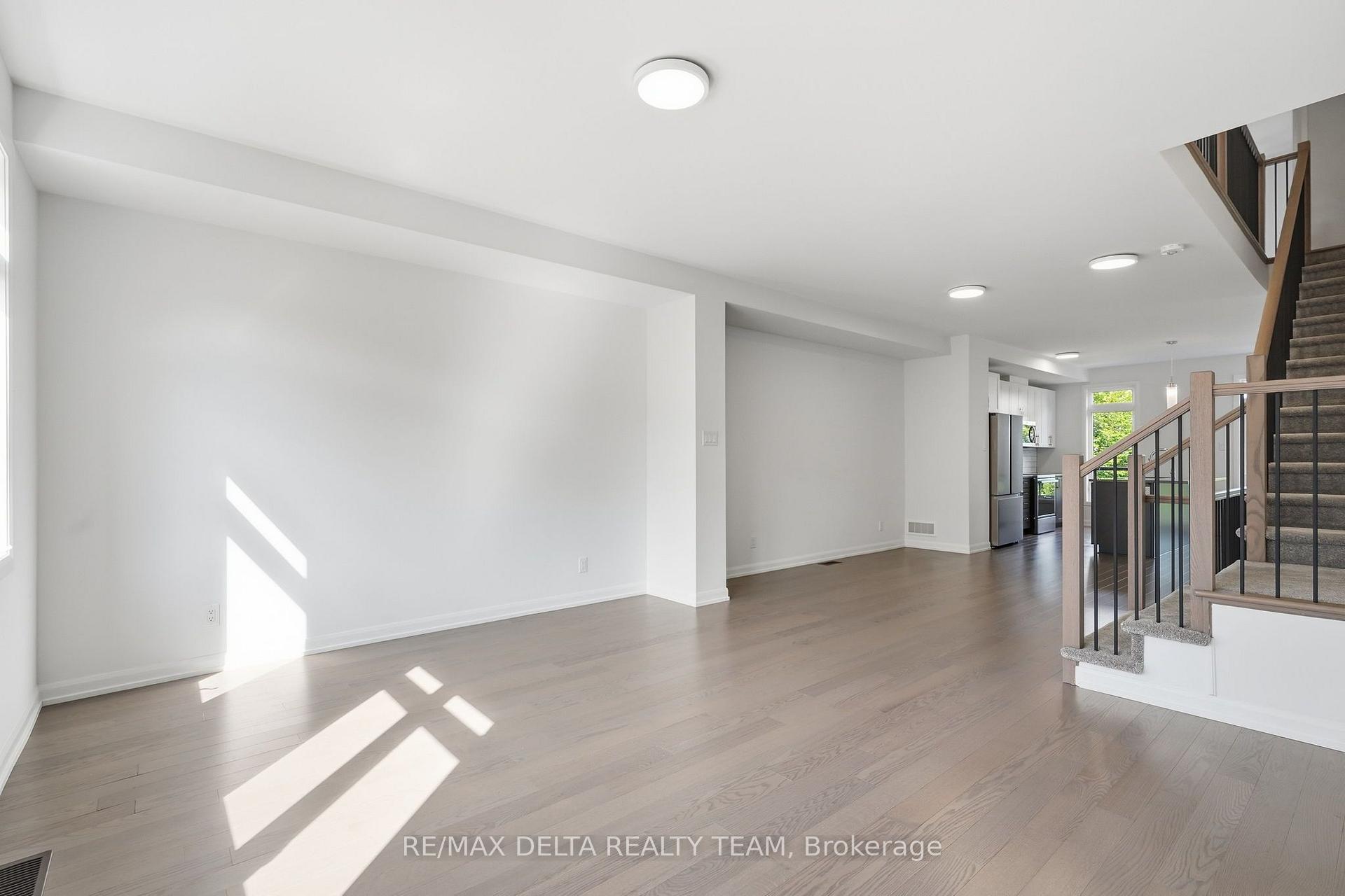 Photo 22 of 561 Halo Private, Ottawa, Chapel Hill — HOMEH