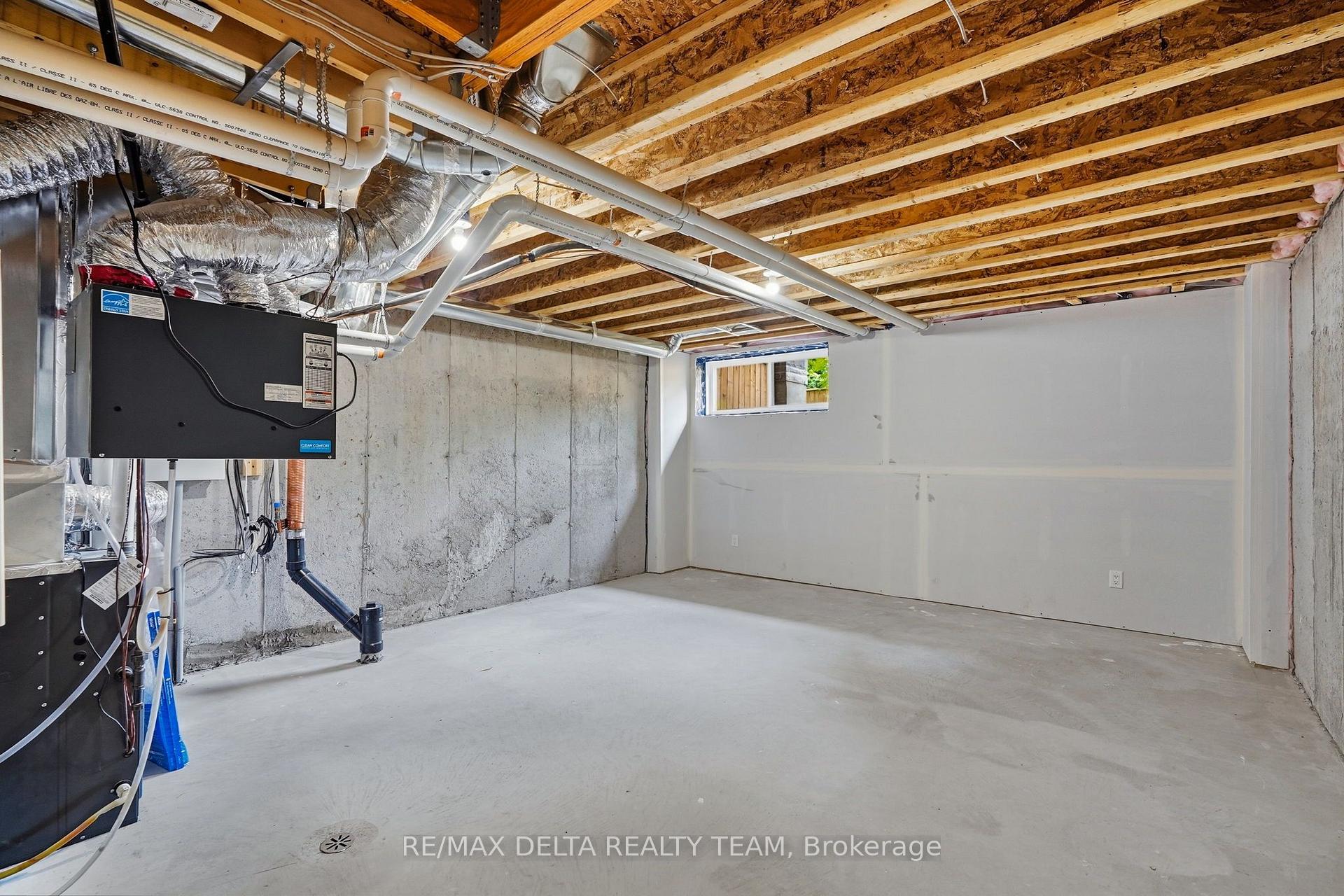 Photo 34 of 561 Halo Private, Ottawa, Chapel Hill — HOMEH