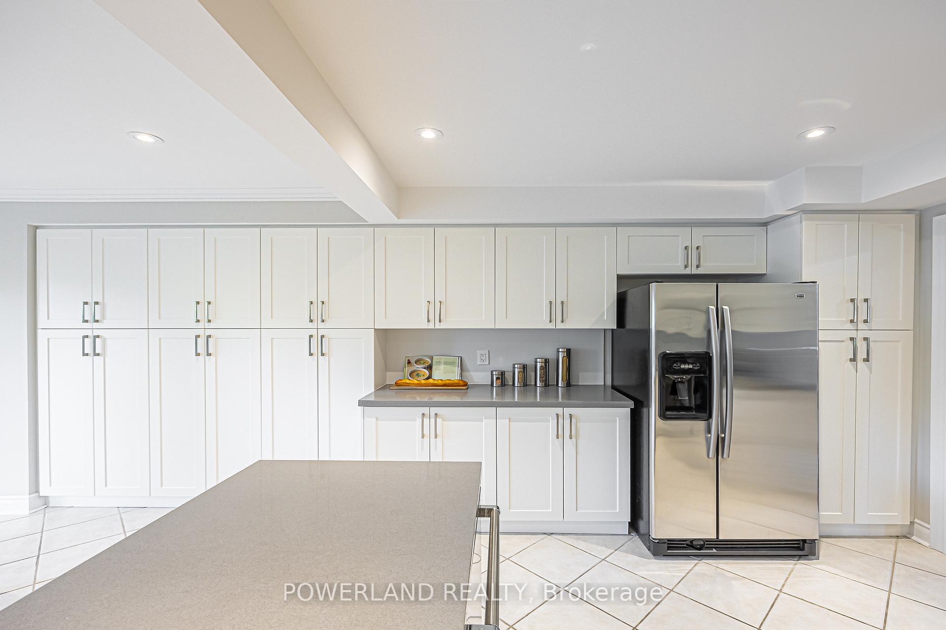 Photo 17 of 61 Addington Square, Markham, Unionville — HOMEH