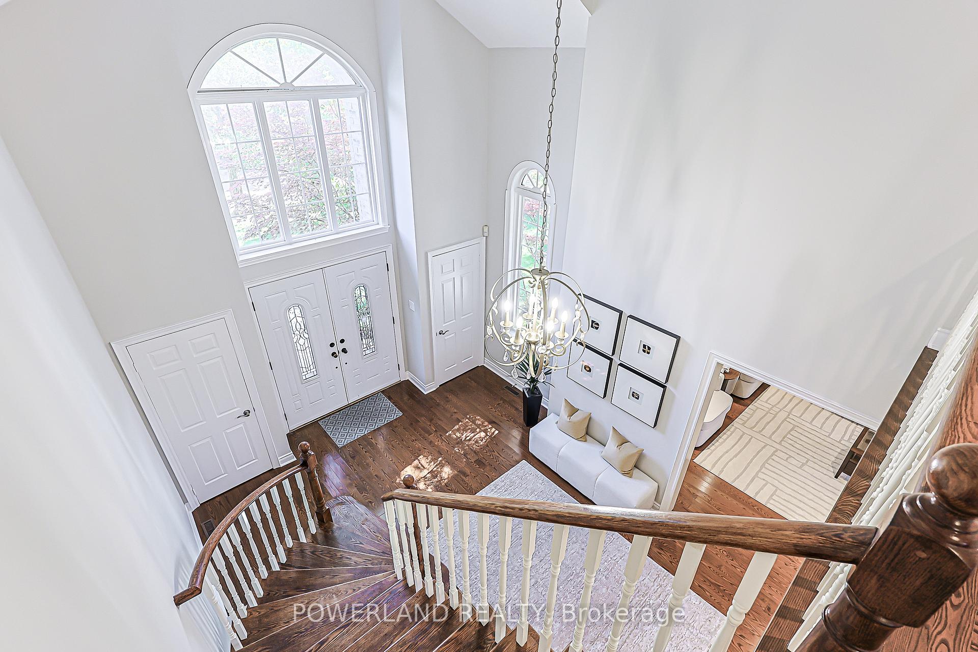 Photo 25 of 61 Addington Square, Markham, Unionville — HOMEH