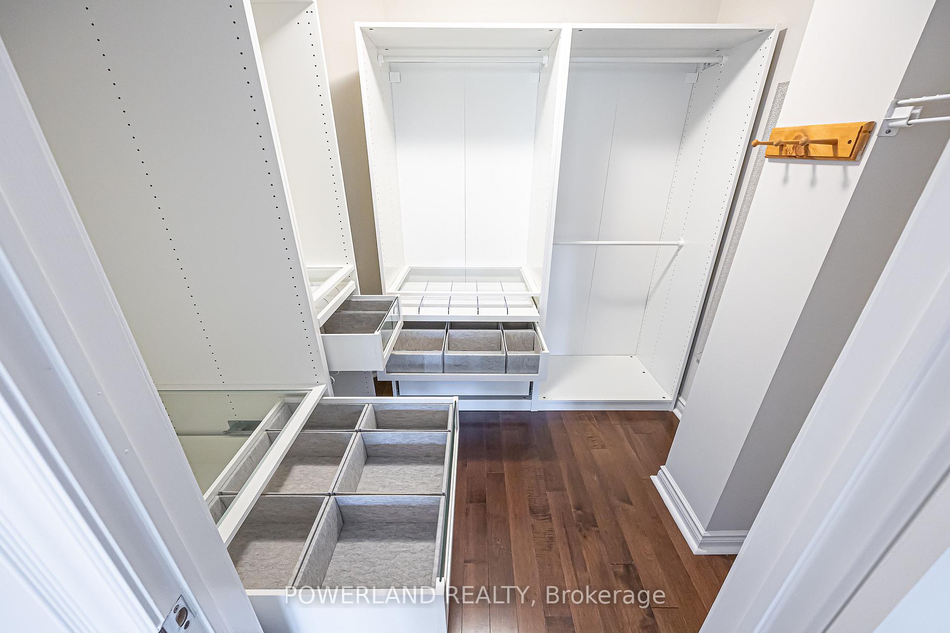 Photo 30 of 61 Addington Square, Markham, Unionville — HOMEH