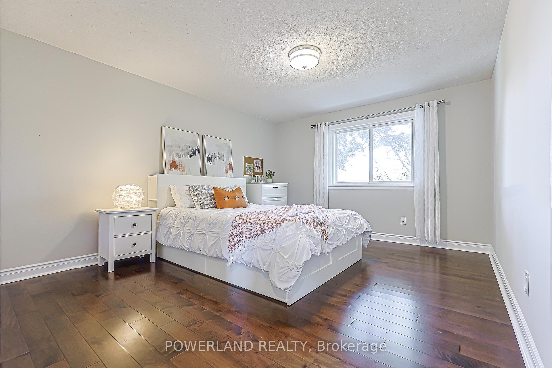 Photo 34 of 61 Addington Square, Markham, Unionville — HOMEH