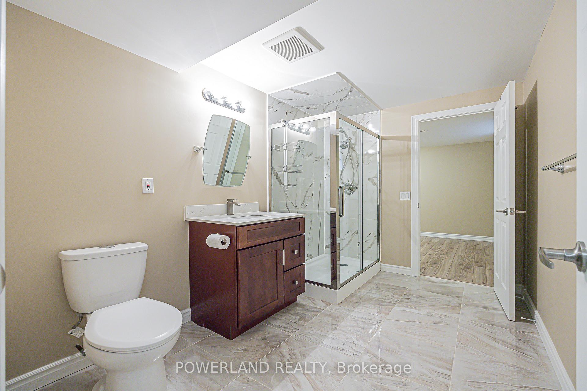 Photo 44 of 61 Addington Square, Markham, Unionville — HOMEH
