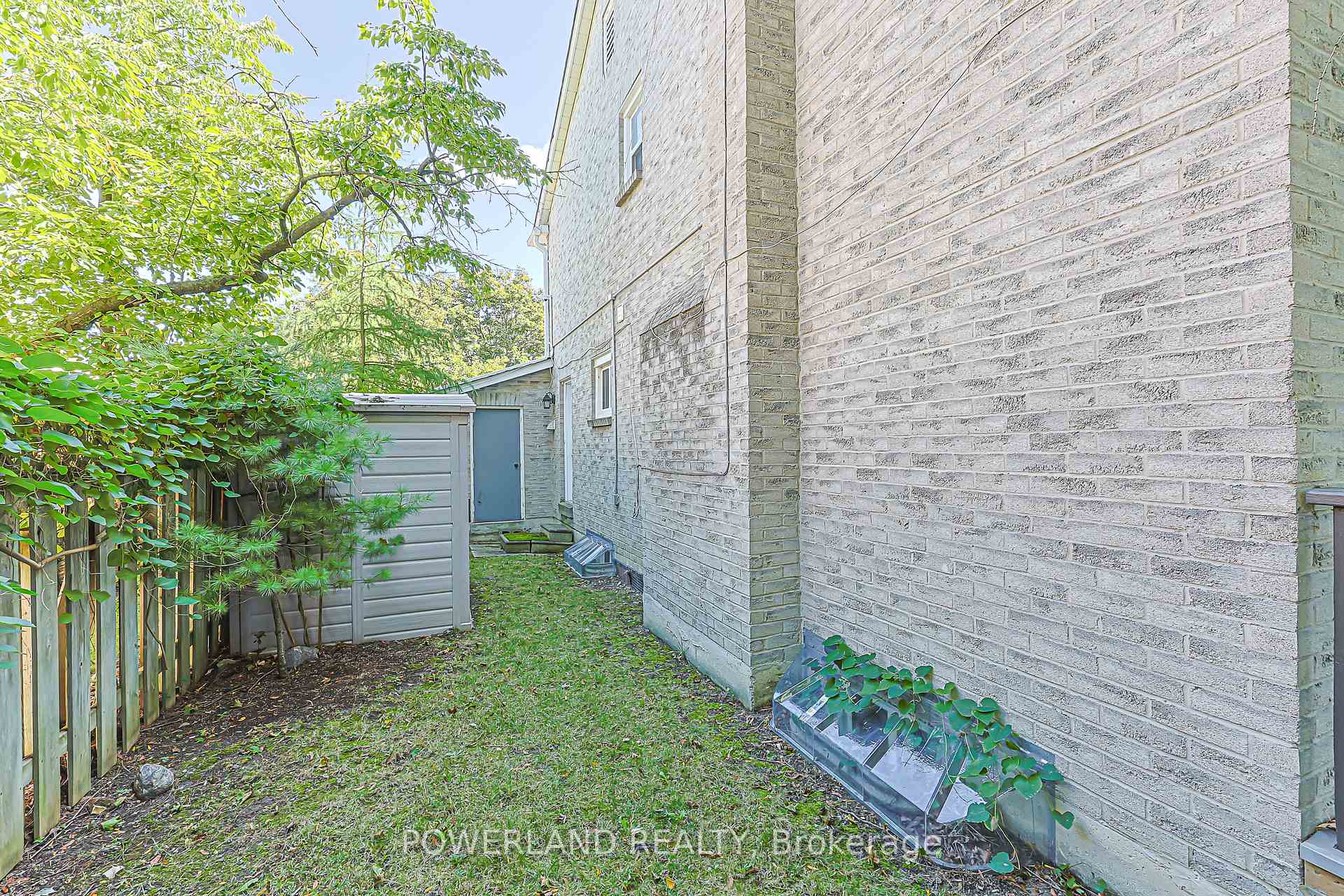 Photo 50 of 61 Addington Square, Markham, Unionville — HOMEH