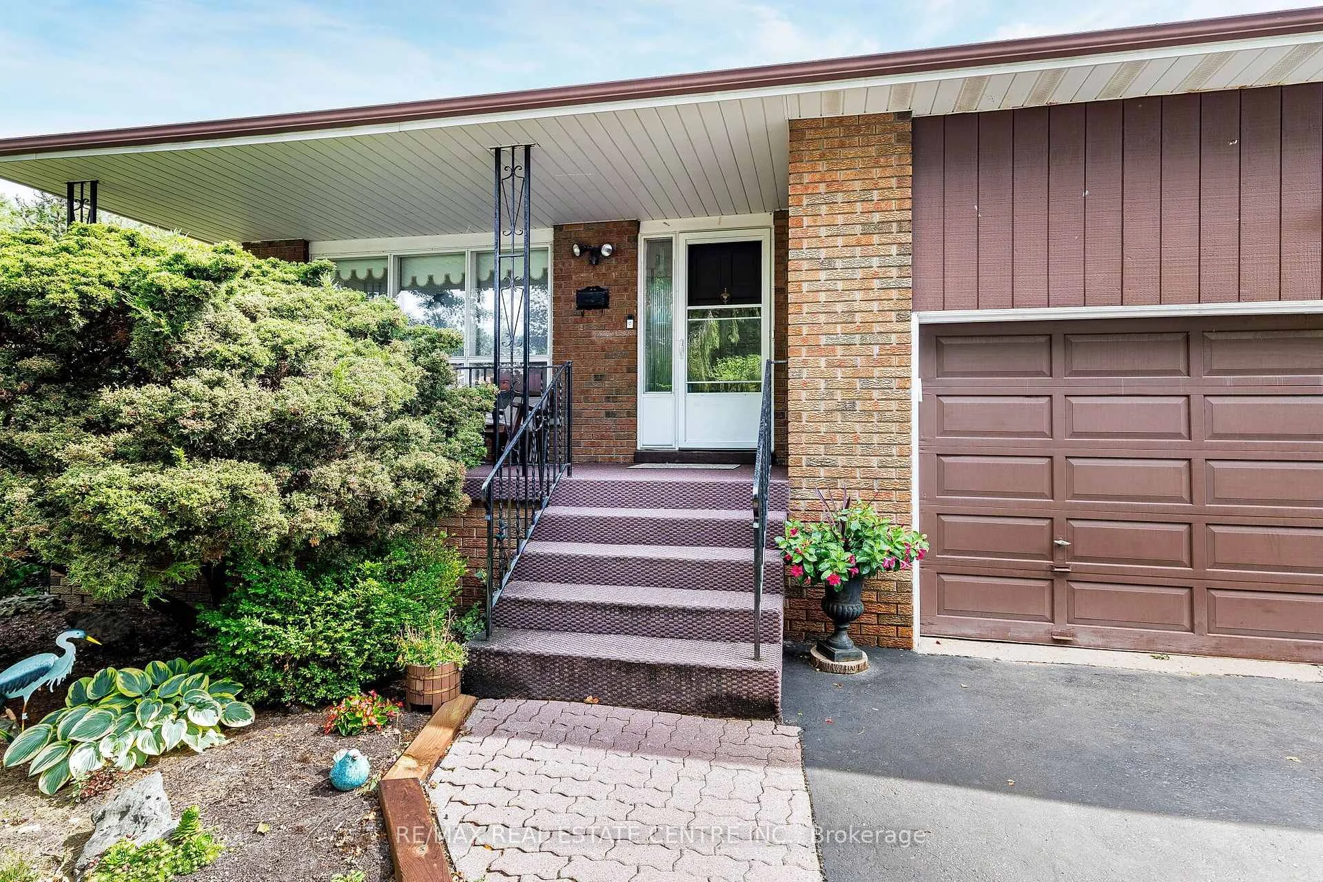 Photo 6 of 86 Jade Crescent, Brampton, Northgate — HOMEH