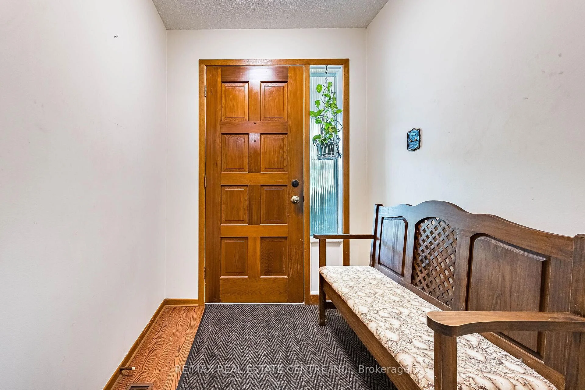Photo 10 of 86 Jade Crescent, Brampton, Northgate — HOMEH