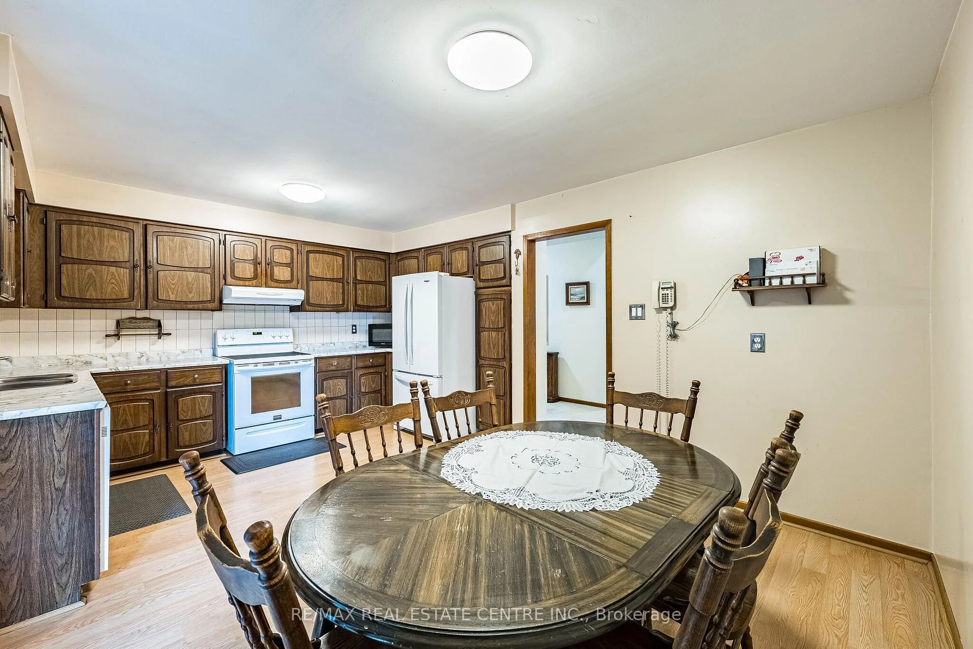 Photo 16 of 86 Jade Crescent, Brampton, Northgate — HOMEH
