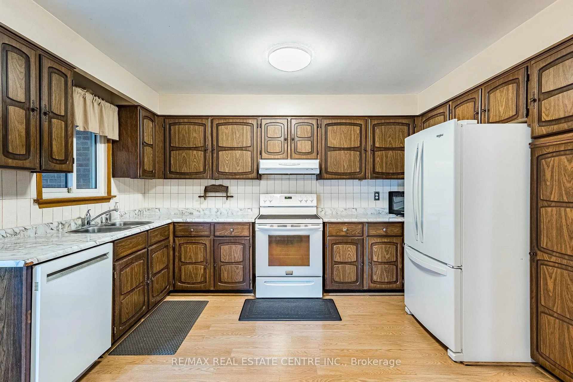 Photo 18 of 86 Jade Crescent, Brampton, Northgate — HOMEH