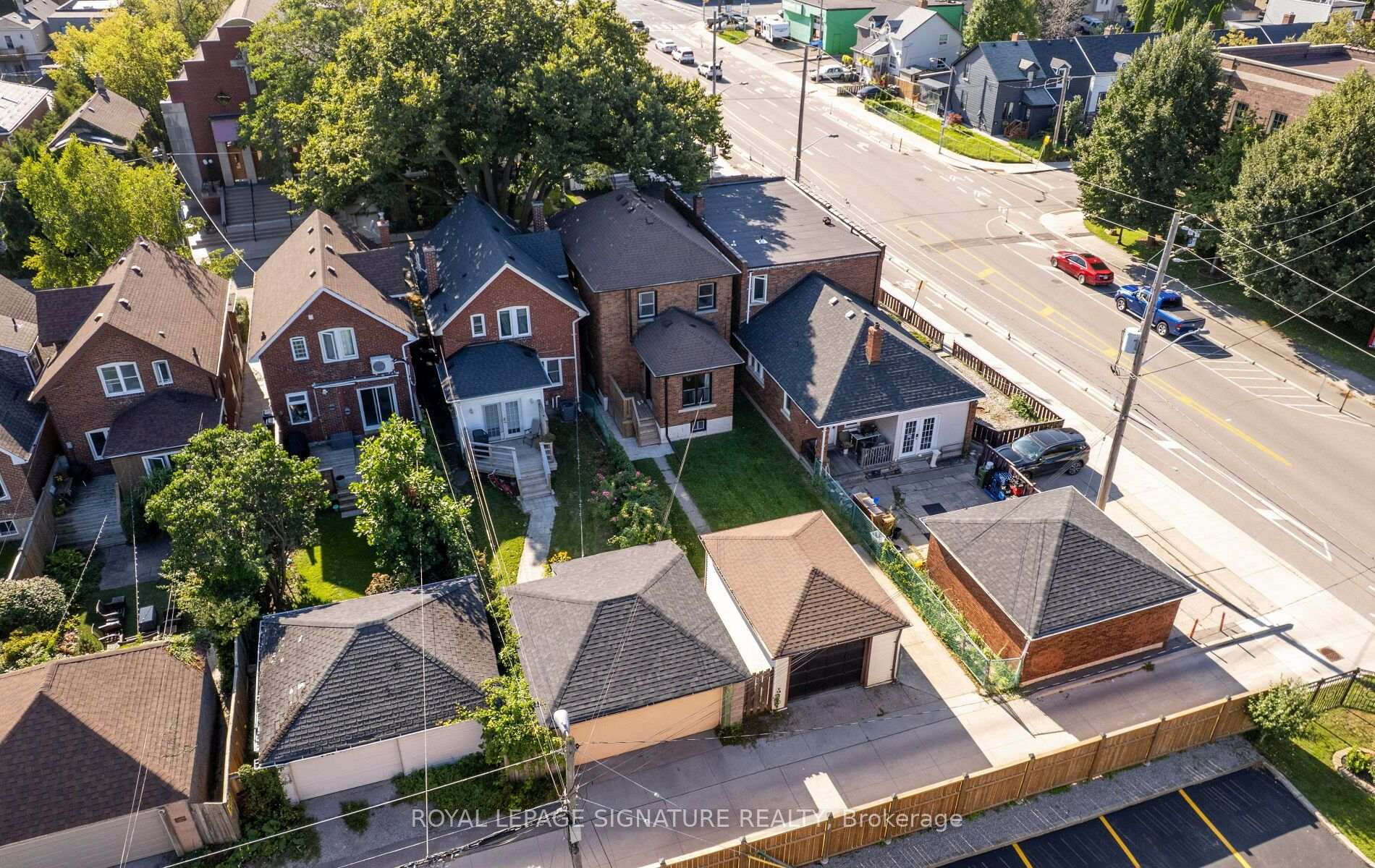 Photo 32 of 193 Sixth Street, Etobicoke, New Toronto — HOMEH