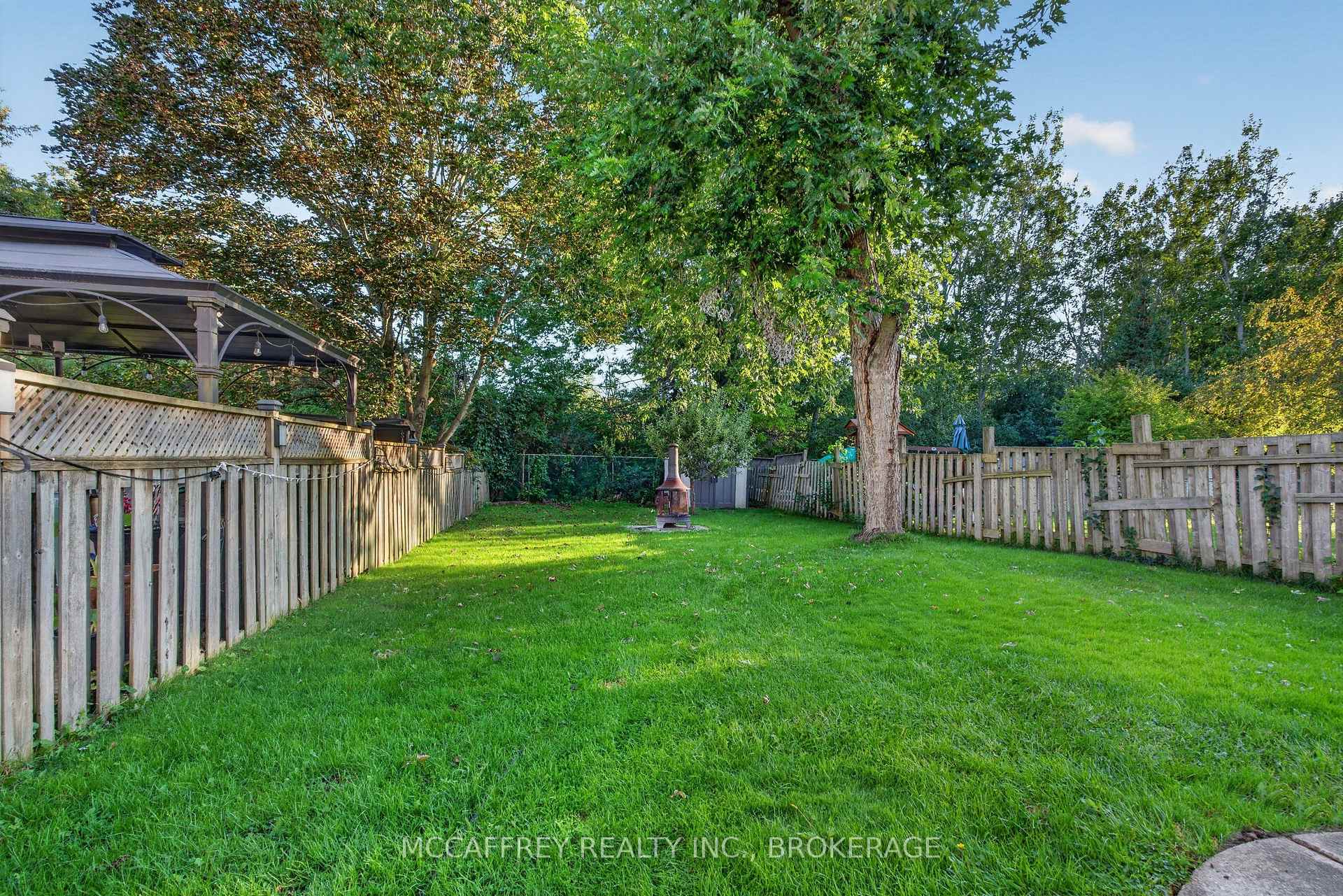 Photo 31 of 582 Barnsley Crescent, Kingston, City SouthWest — HOMEH