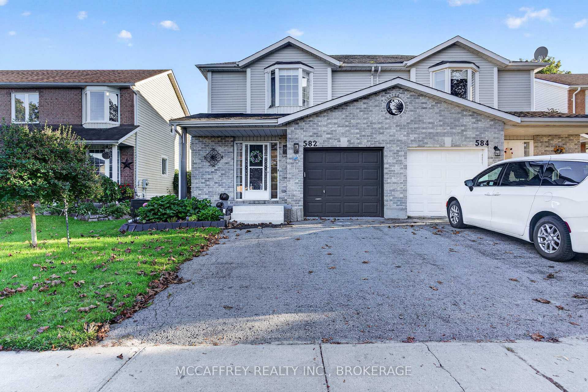 Photo 38 of 582 Barnsley Crescent, Kingston, City SouthWest — HOMEH