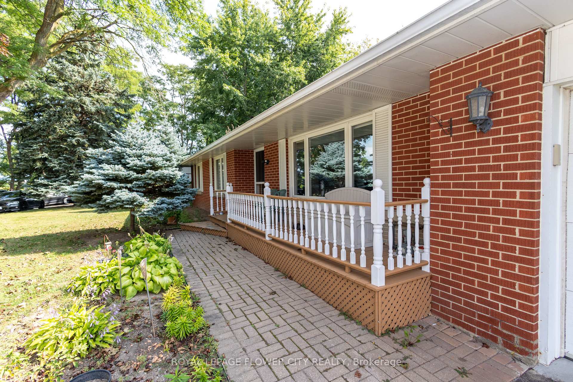 Photo 5 of 3151 Mayfield Road, Brampton, Snelgrove — HOMEH