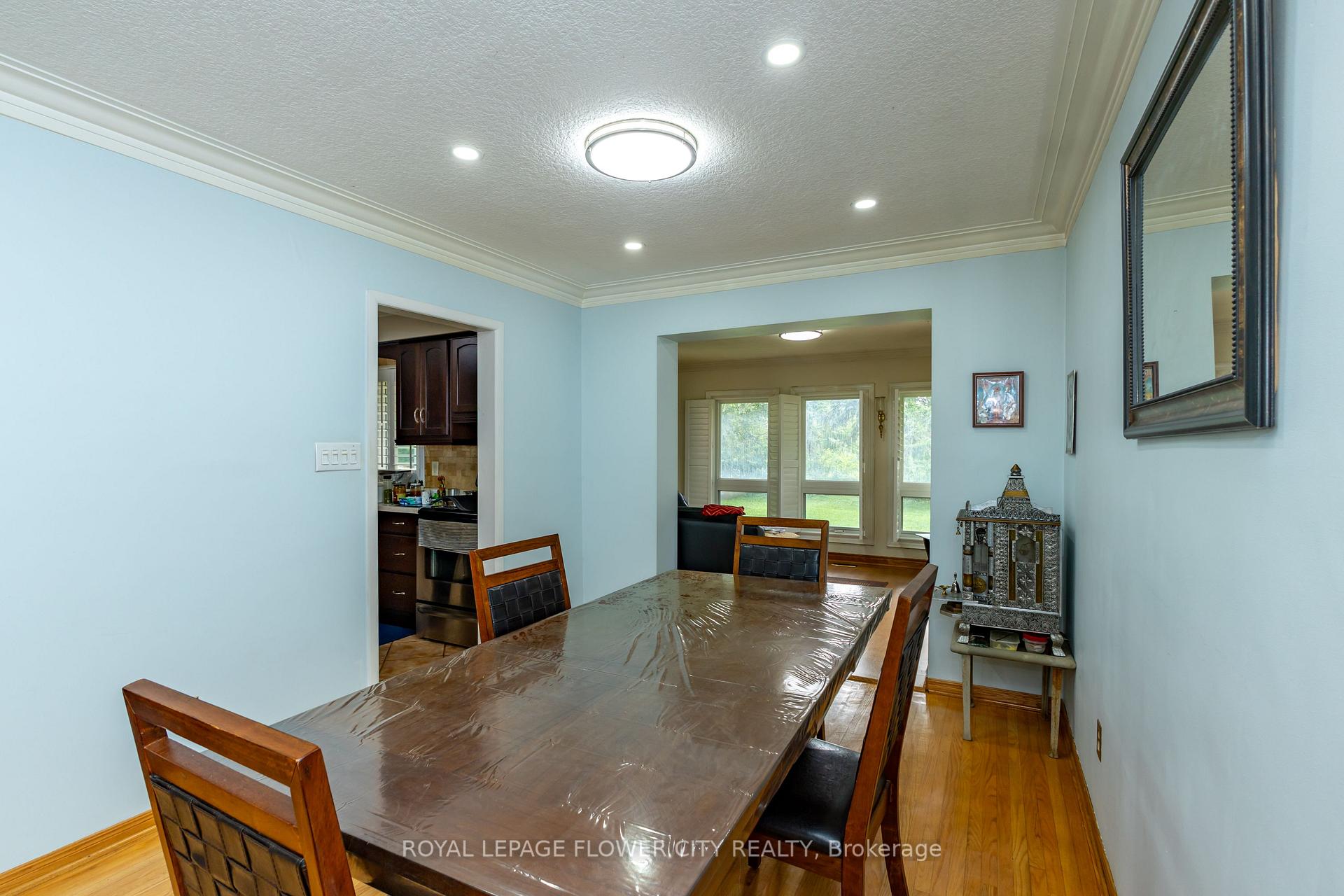 Photo 13 of 3151 Mayfield Road, Brampton, Snelgrove — HOMEH