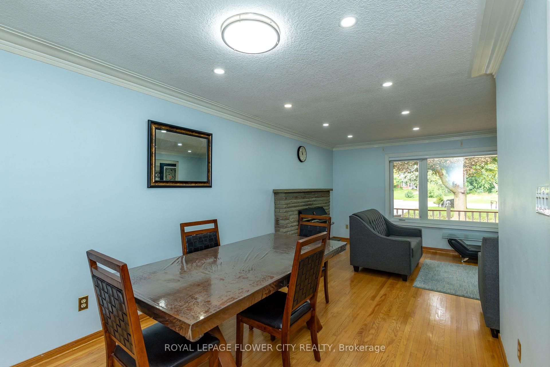 Photo 14 of 3151 Mayfield Road, Brampton, Snelgrove — HOMEH