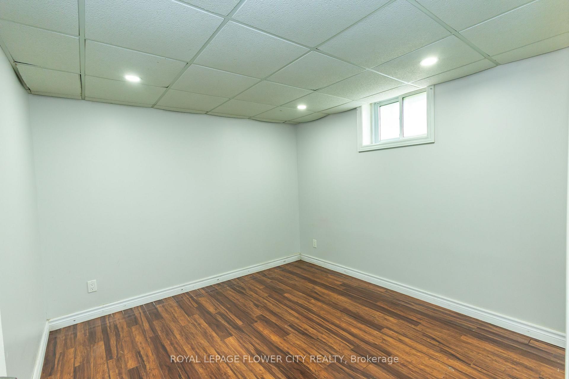 Photo 33 of 3151 Mayfield Road, Brampton, Snelgrove — HOMEH