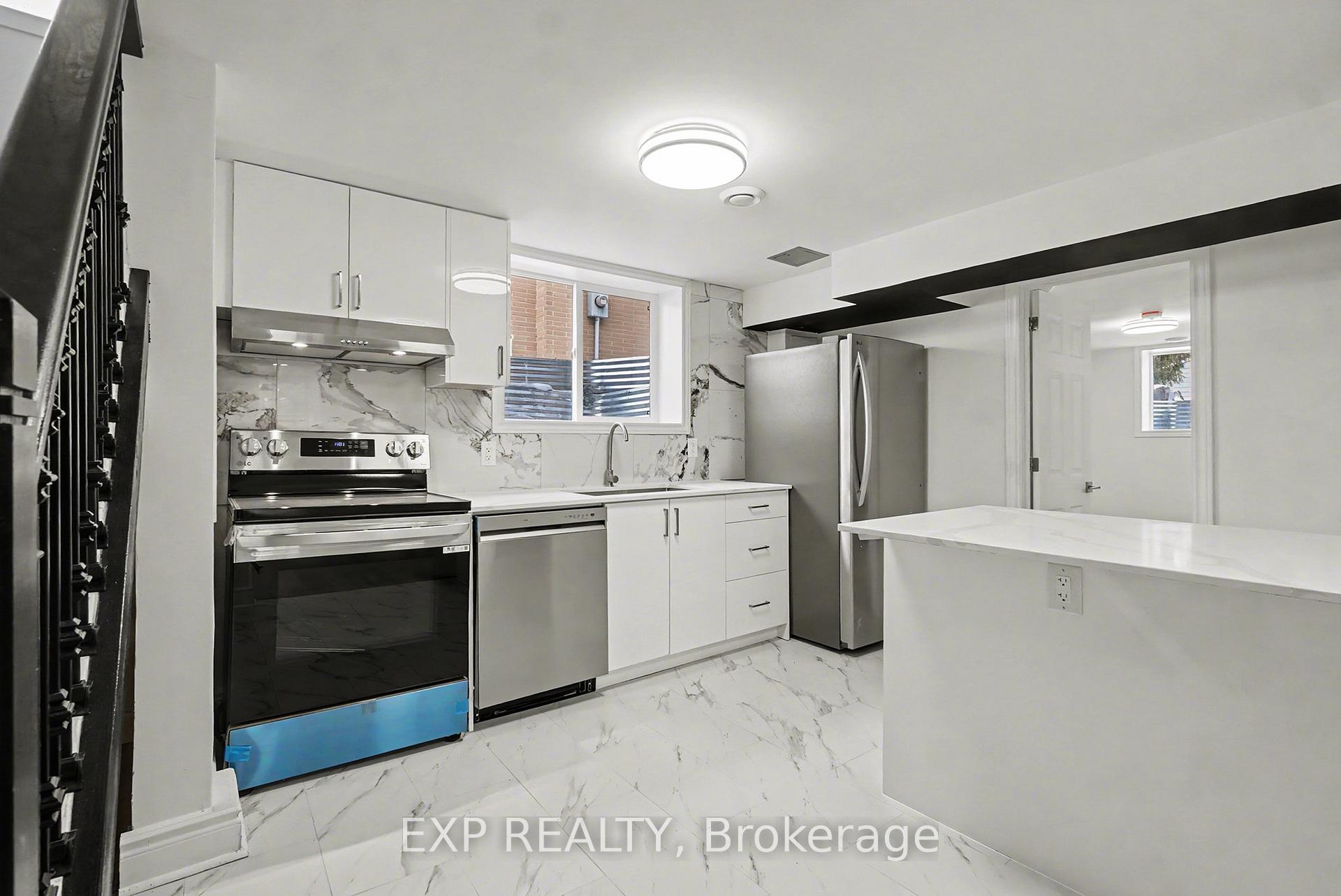 Photo 5 of Unit B, 1181 Tara Drive, Ottawa, Copeland Park — HOMEH