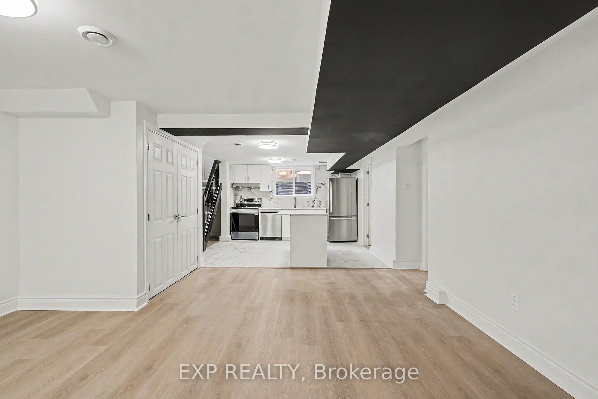 Photo 10 of Unit B, 1181 Tara Drive, Ottawa, Copeland Park — HOMEH