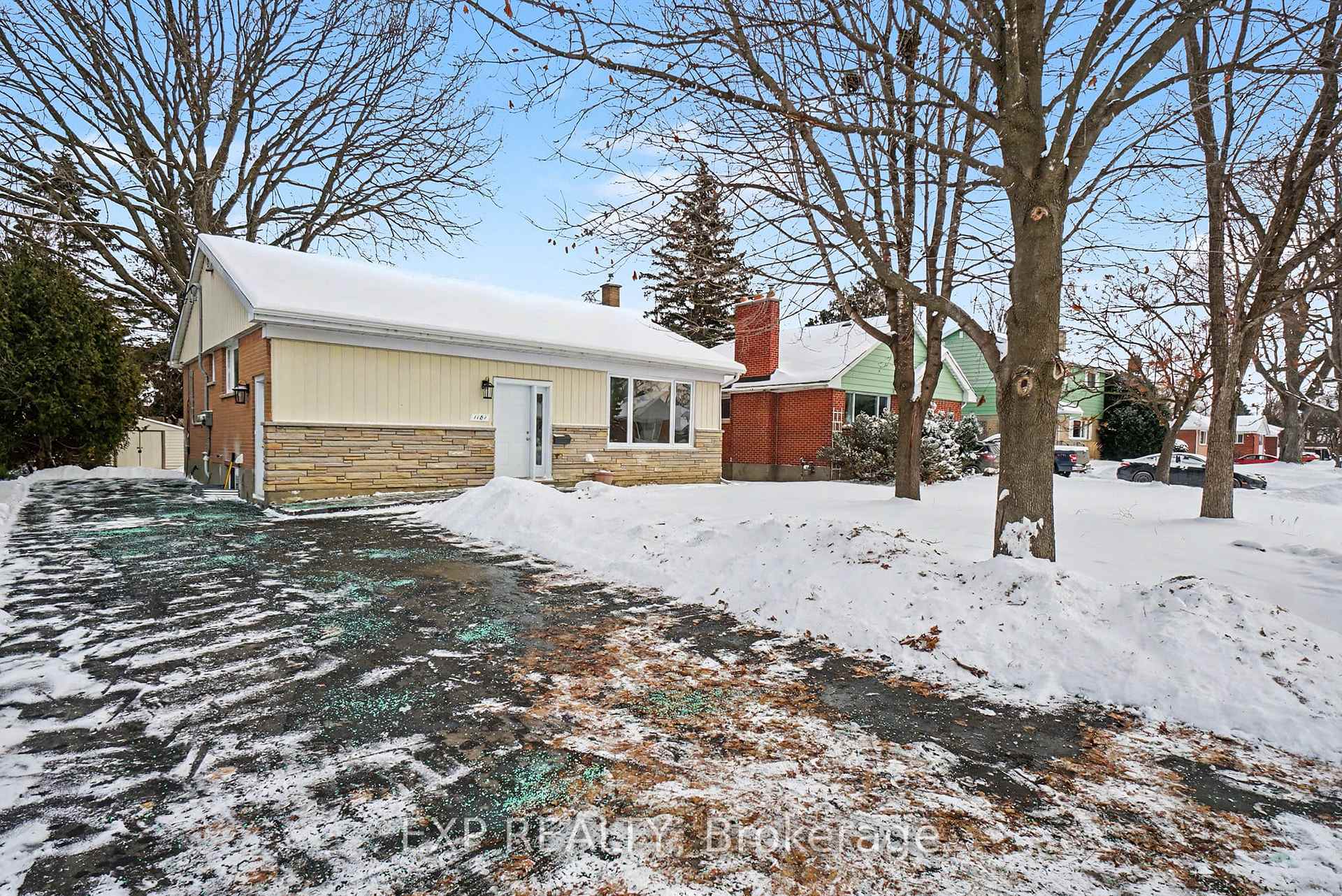 Photo 13 of Unit B, 1181 Tara Drive, Ottawa, Copeland Park — HOMEH