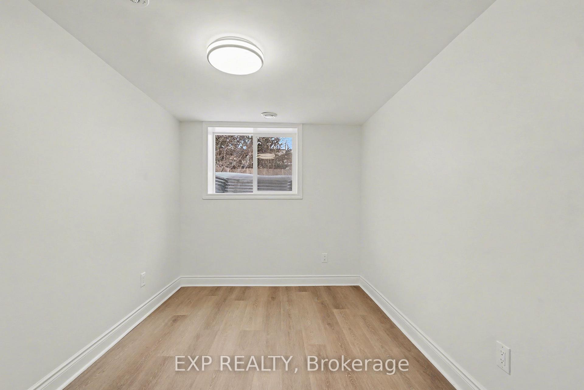 Photo 14 of Unit B, 1181 Tara Drive, Ottawa, Copeland Park — HOMEH