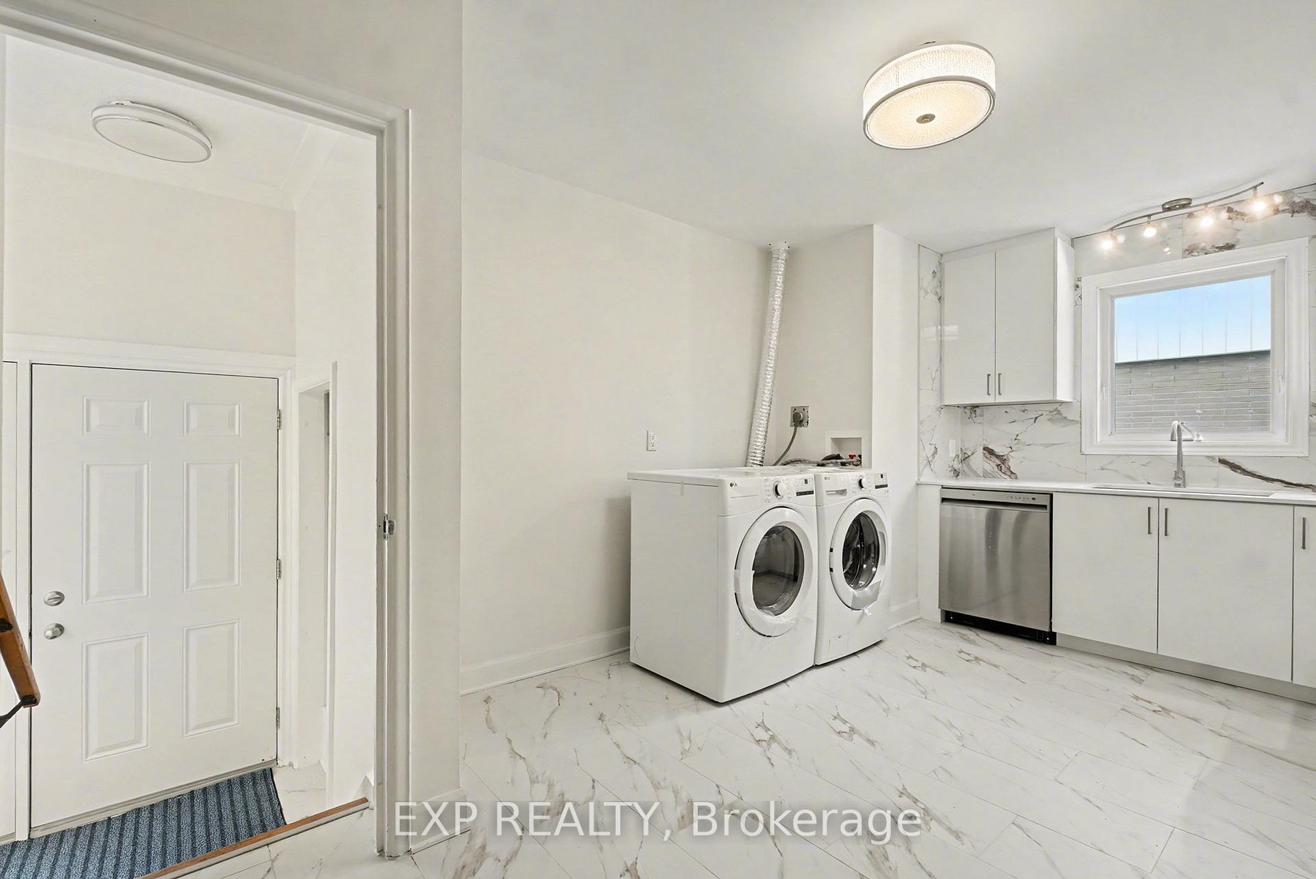 Photo 19 of Unit B, 1181 Tara Drive, Ottawa, Copeland Park — HOMEH