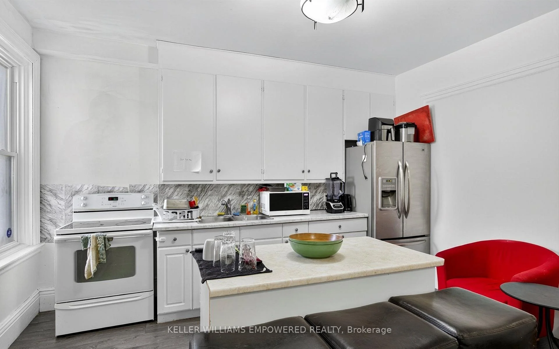 Photo 14 of 271 Thomas Street, Peterborough, Town Ward 3 — HOMEH