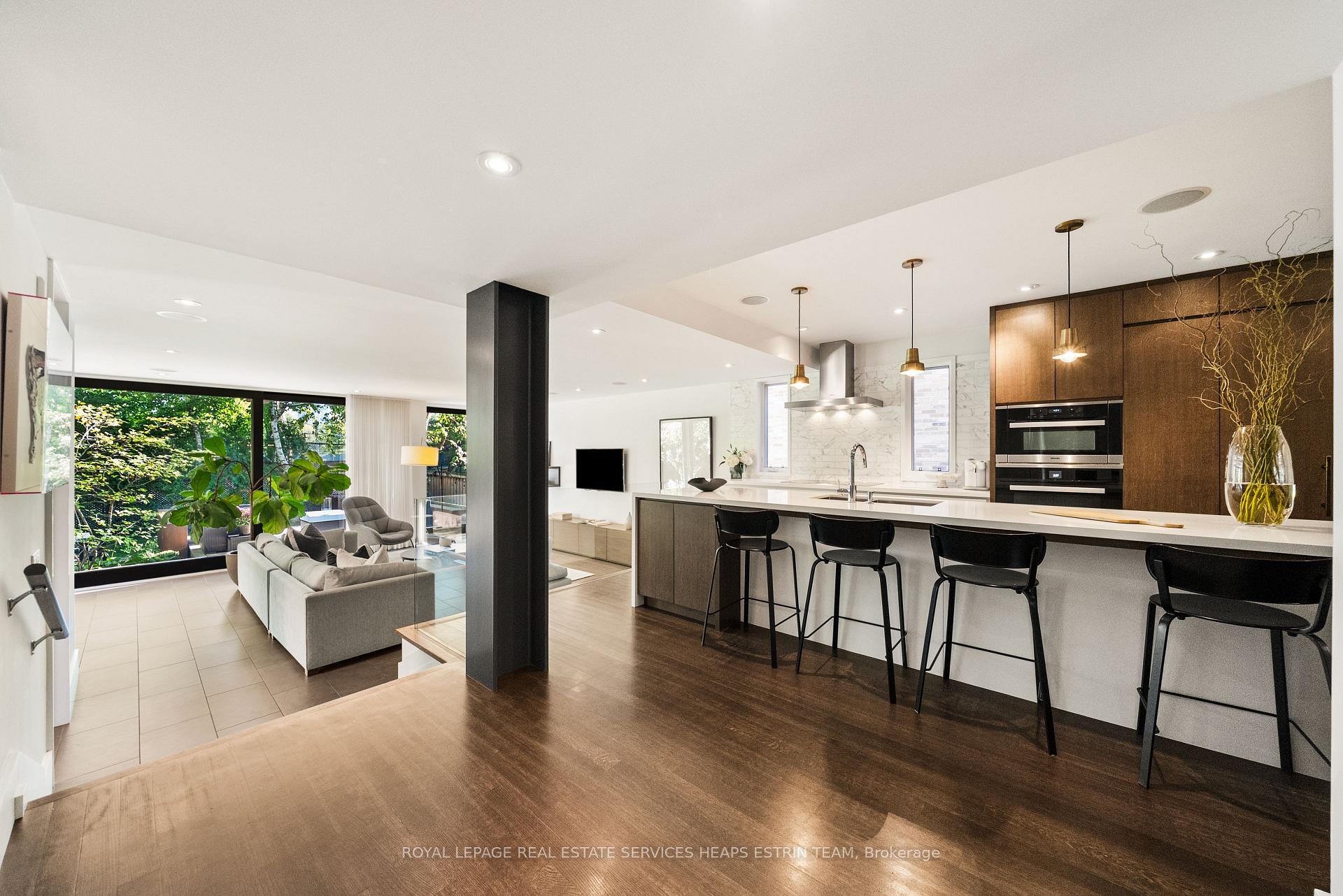 Photo 13 of 85 Douglas Drive, Toronto, Rosedale-Moore Park — HOMEH