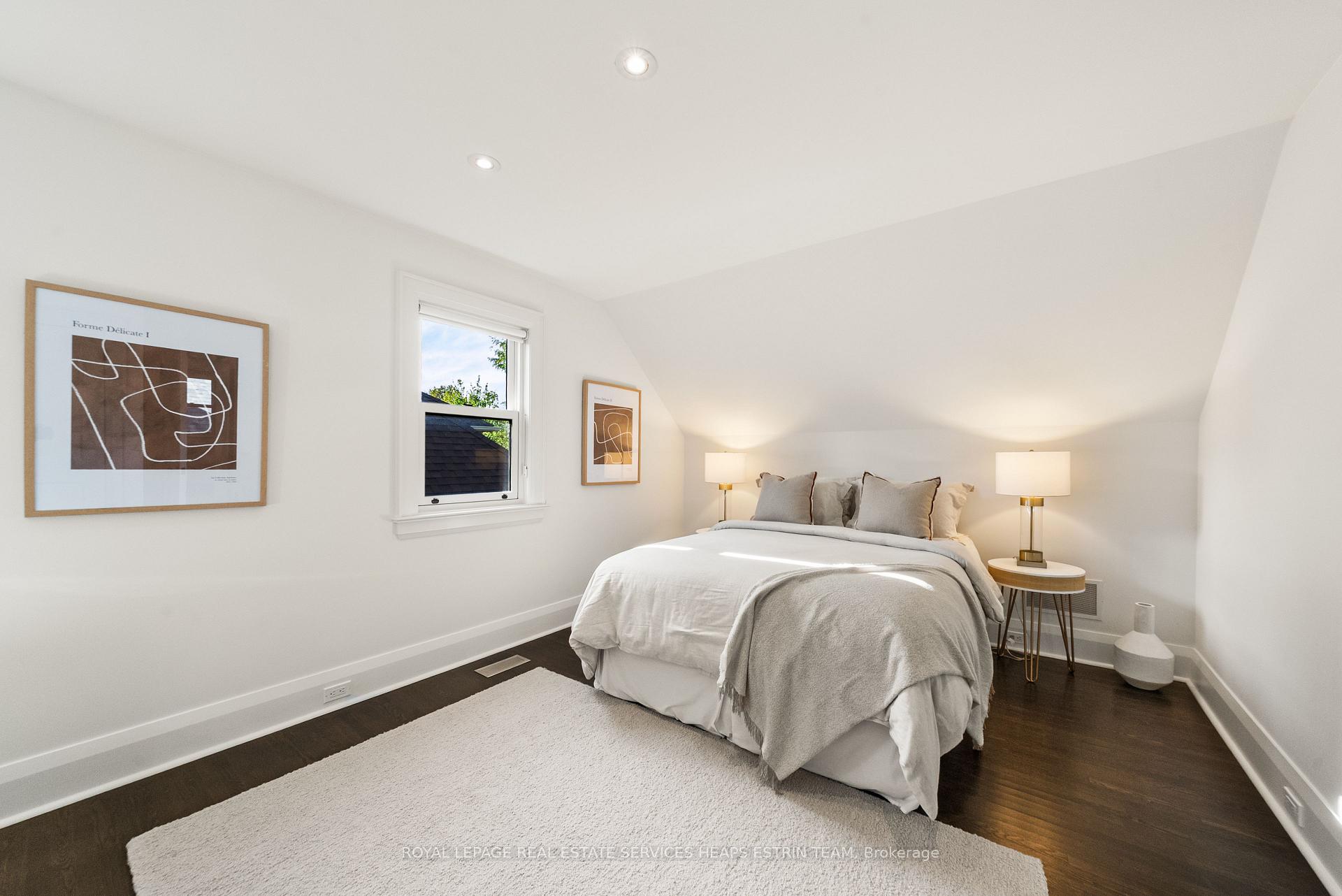 Photo 35 of 85 Douglas Drive, Toronto, Rosedale-Moore Park — HOMEH