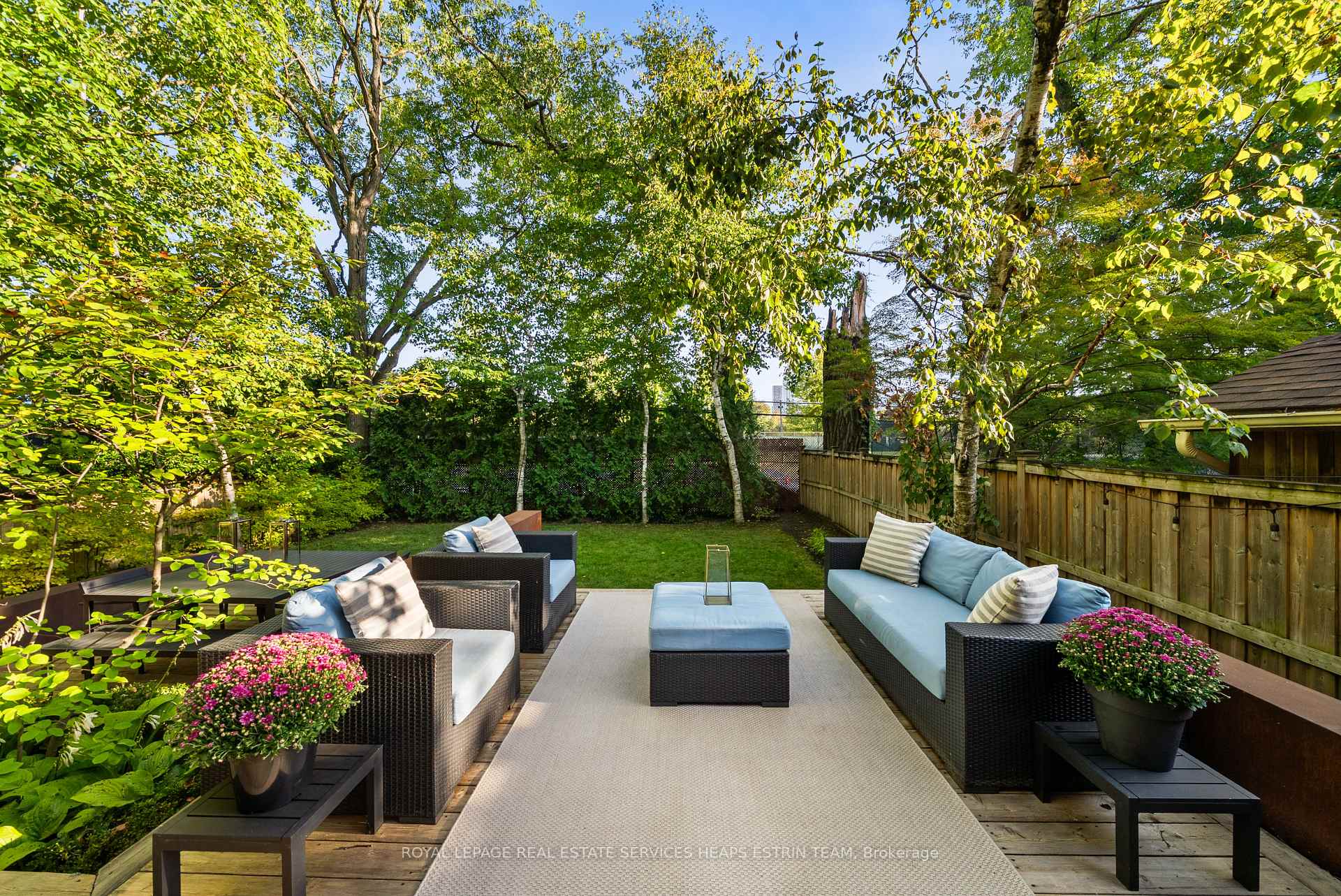 Photo 45 of 85 Douglas Drive, Toronto, Rosedale-Moore Park — HOMEH