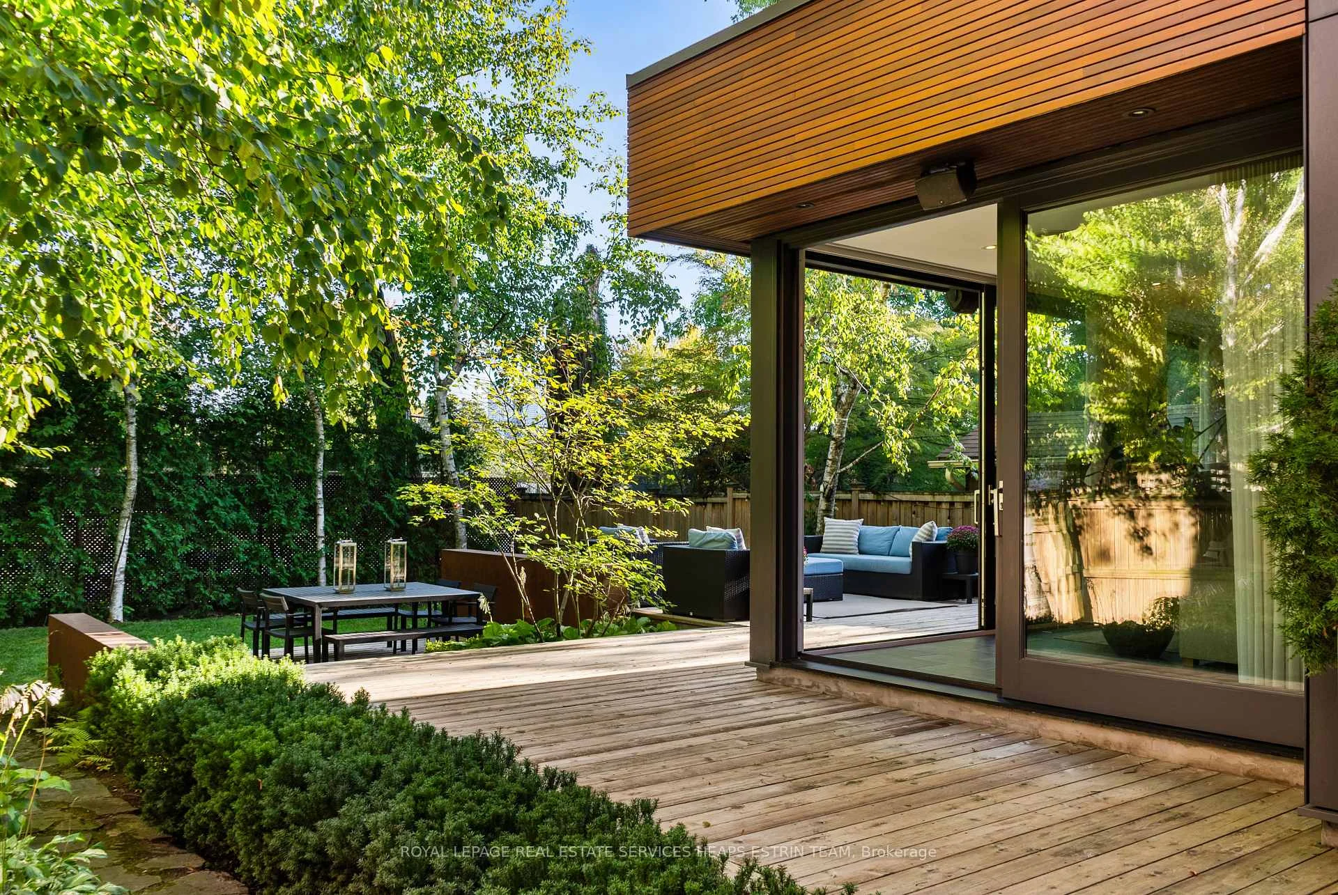 Photo 44 of 85 Douglas Drive, Toronto, Rosedale-Moore Park — HOMEH