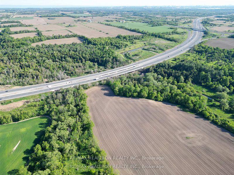 Photo 32 of 988 Grosbeak Trail, Pickering, Rural Pickering — HOMEH