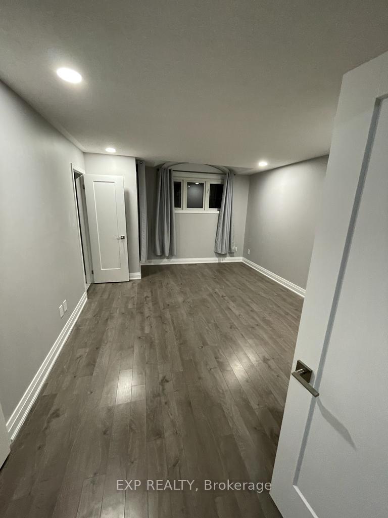 Photo 14 of 203 Thornbury Crescent, Ottawa, Centrepointe — HOMEH