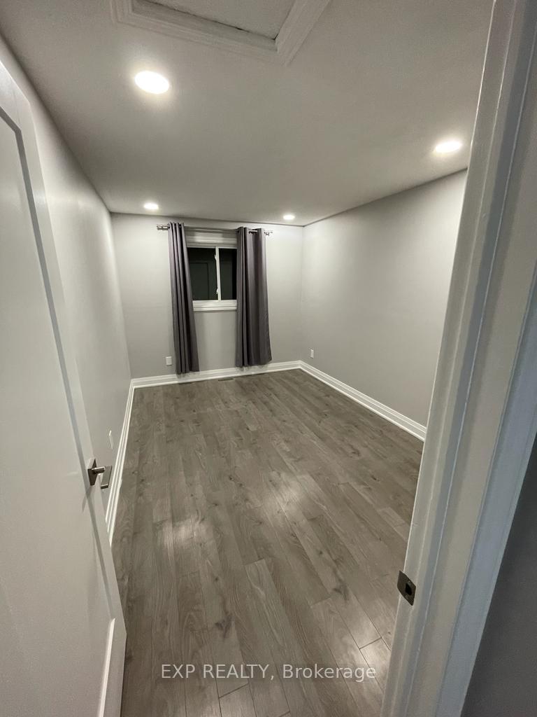 Photo 20 of 203 Thornbury Crescent, Ottawa, Centrepointe — HOMEH