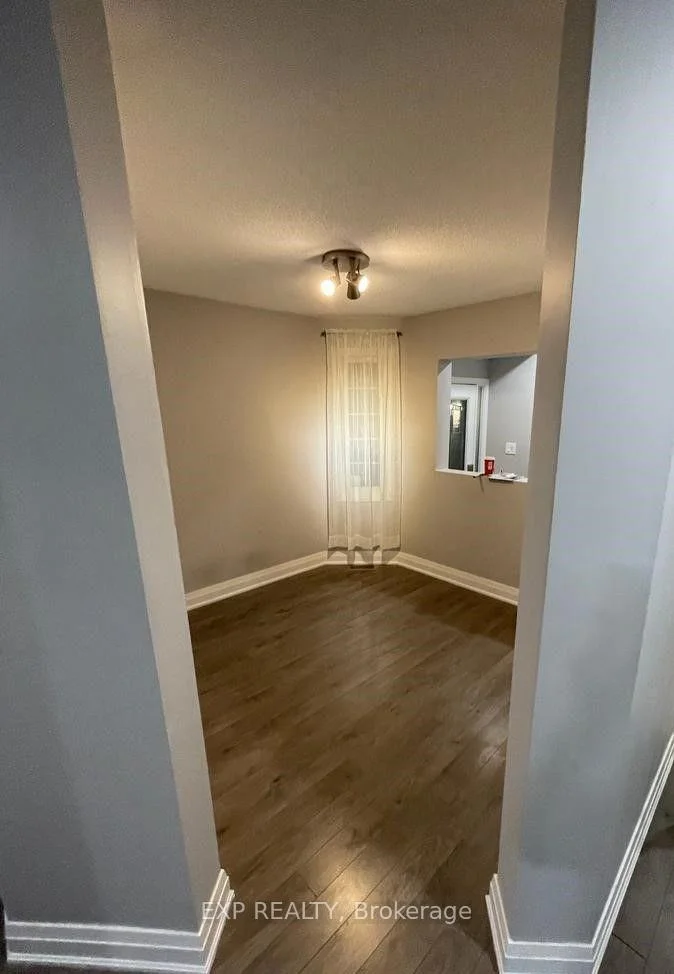 Photo 13 of 203 Thornbury Crescent, Ottawa, Centrepointe — HOMEH