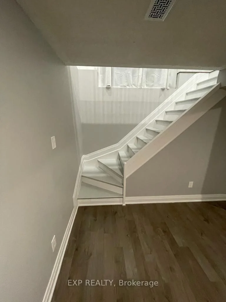Photo 29 of 203 Thornbury Crescent, Ottawa, Centrepointe — HOMEH