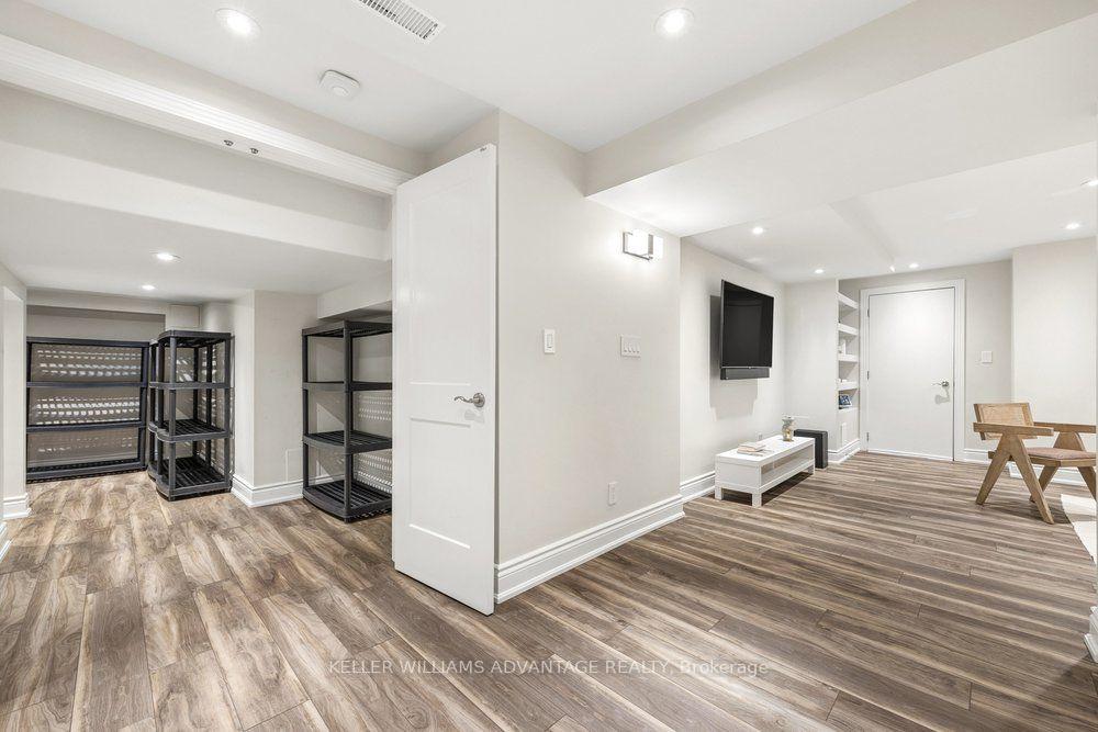 Photo 45 of 75 Forestbrook Drive, Markham, Box Grove — HOMEH