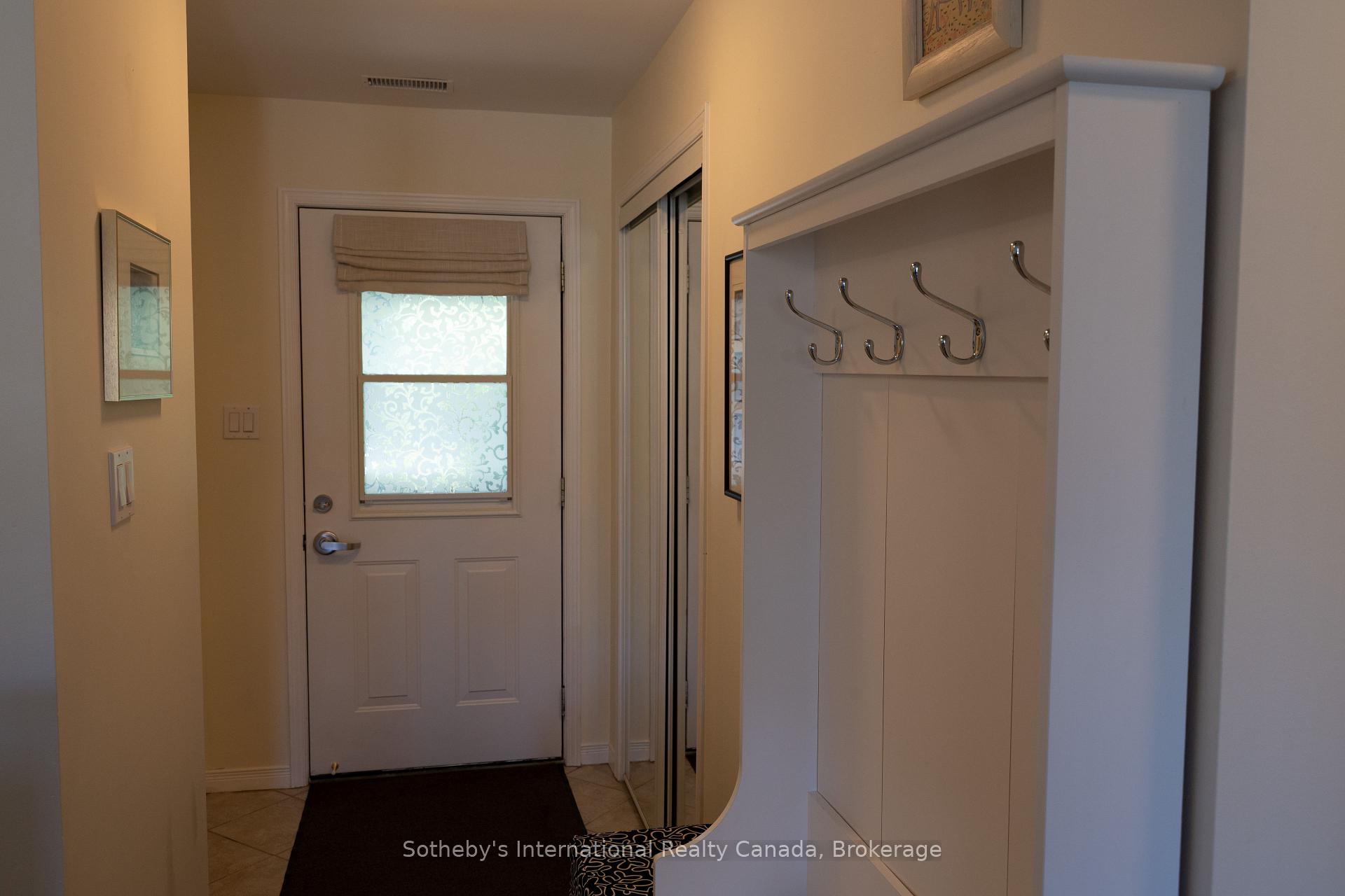 Photo 6 of 465 Mariners Way, Collingwood — HOMEH