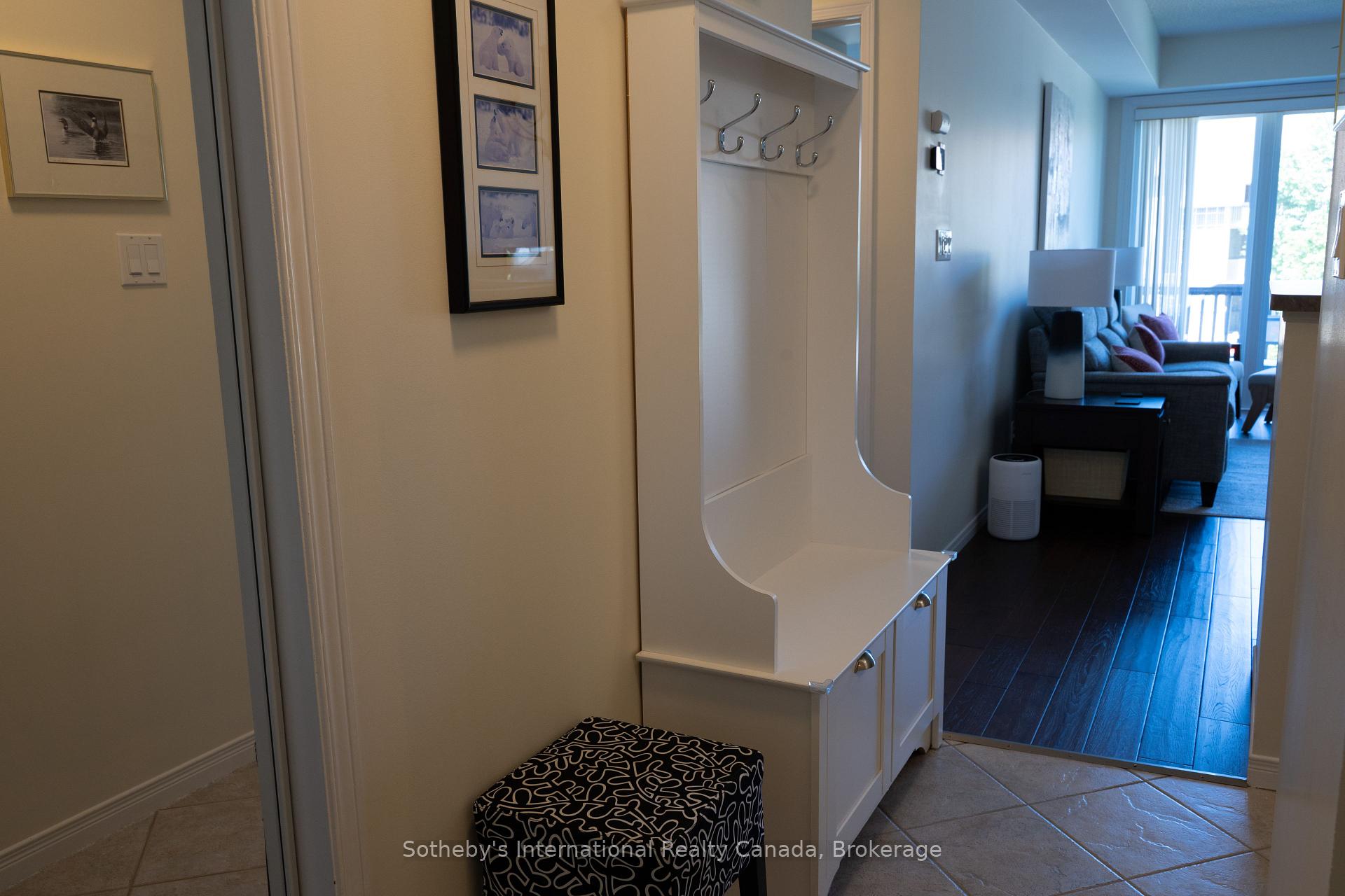 Photo 7 of 465 Mariners Way, Collingwood — HOMEH