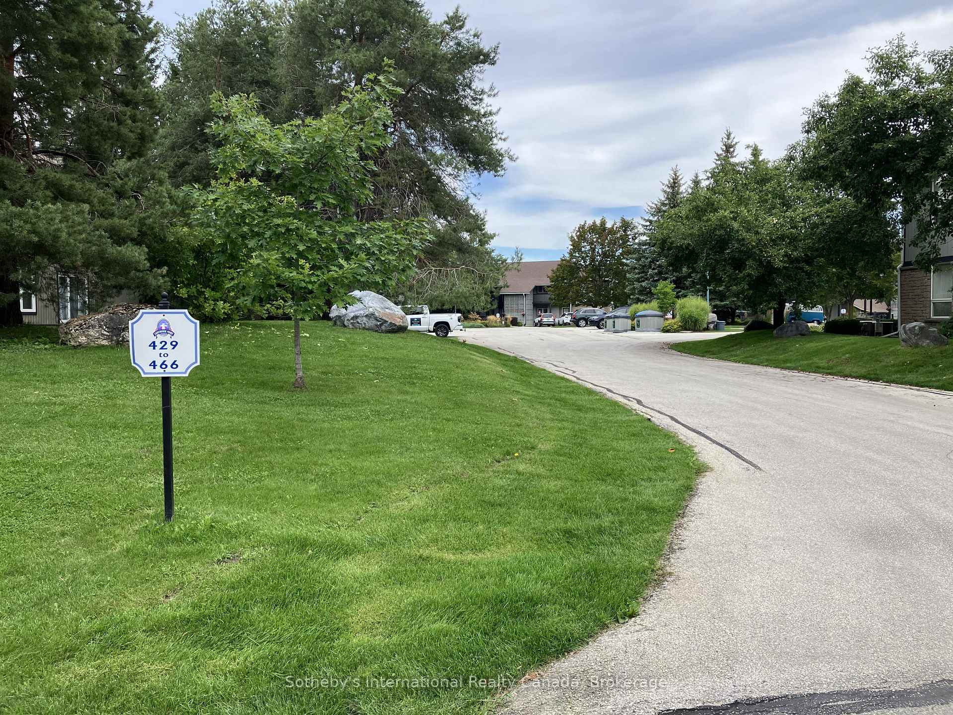 Photo 29 of 465 Mariners Way, Collingwood — HOMEH