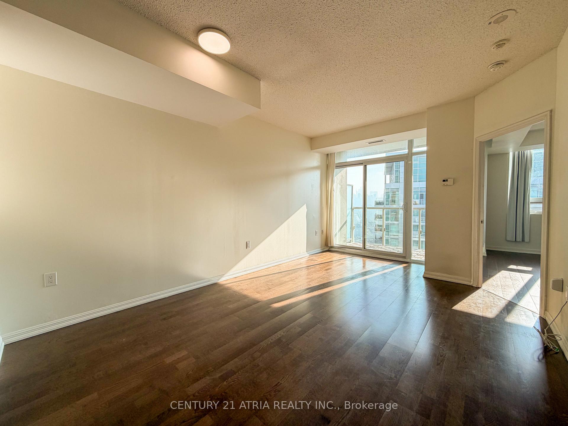 Photo 5 of Unit 2506, 125 Western Battery Road, Toronto, Niagara — HOMEH