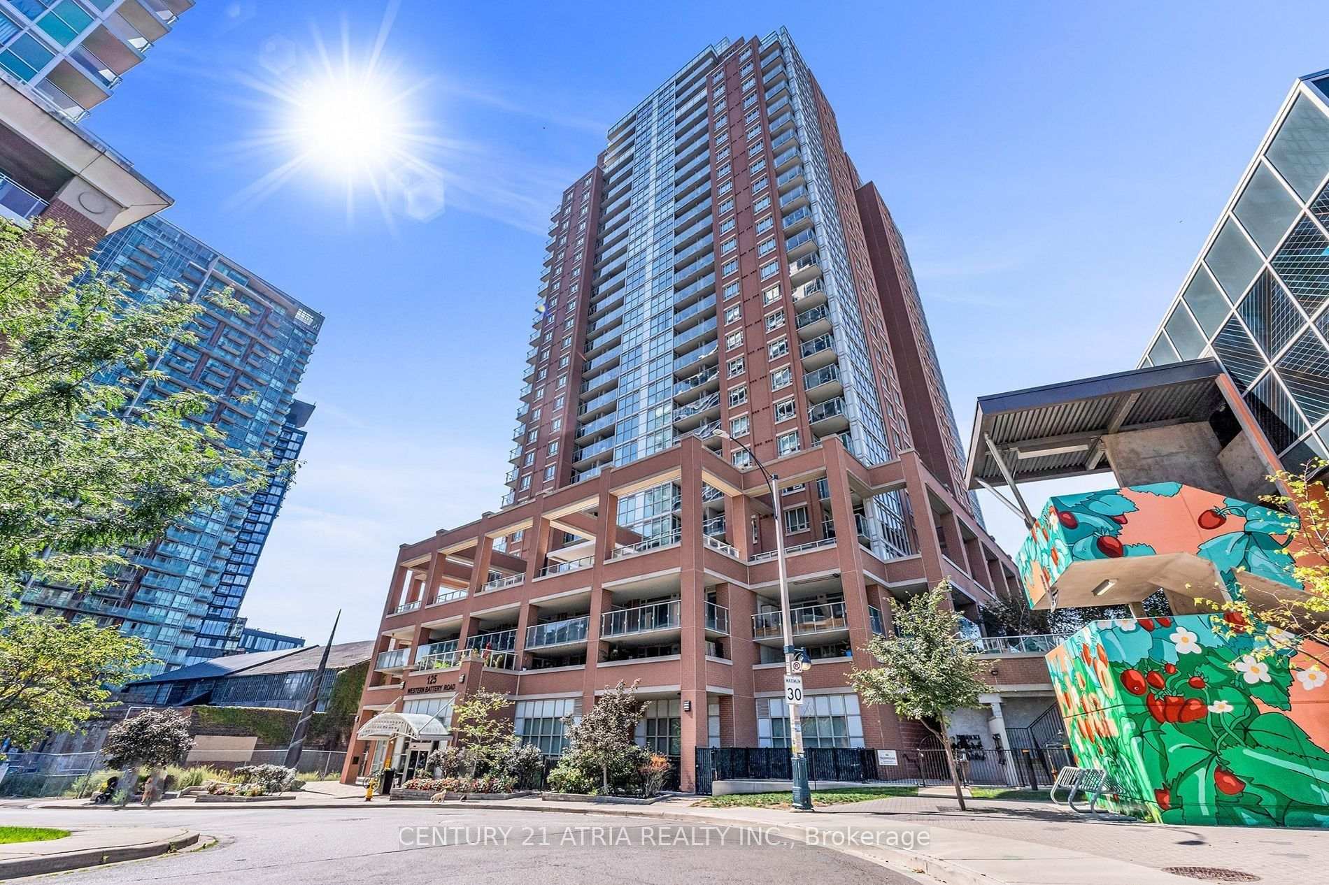 Photo 14 of Unit 2506, 125 Western Battery Road, Toronto, Niagara — HOMEH