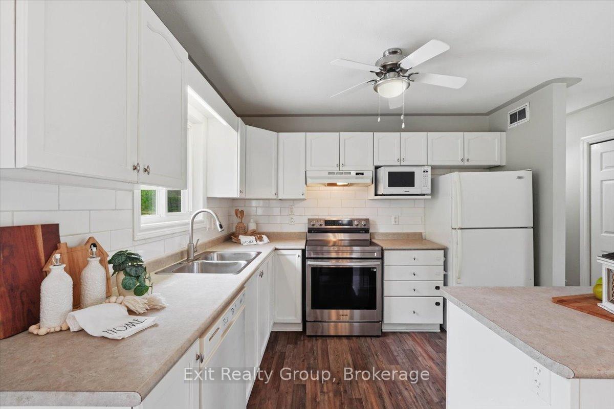 Photo 11 of 15448 Telephone Road, Brighton, Rural Brighton — HOMEH