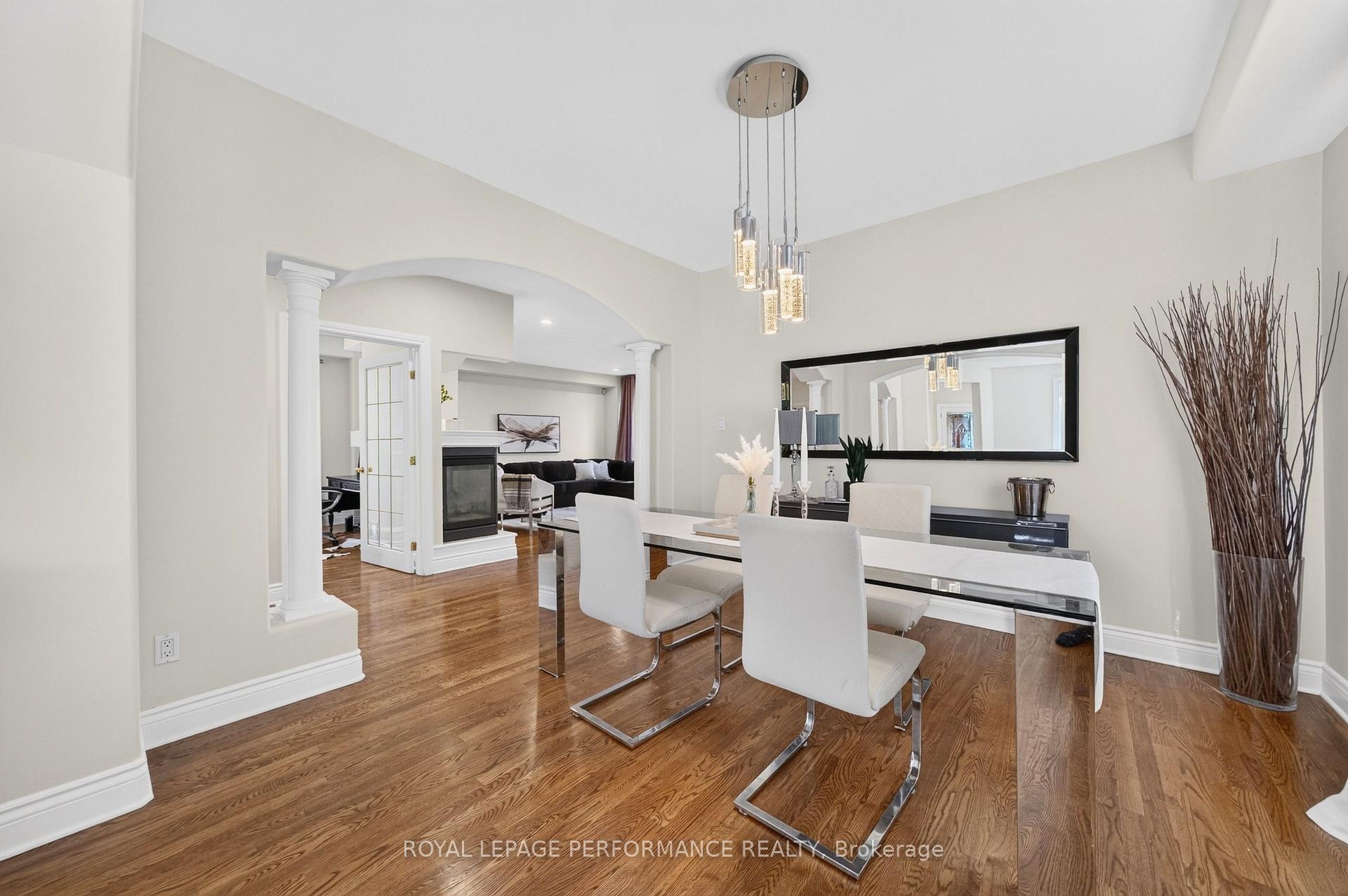 Photo 7 of 22 Monet Court, Ottawa, Upper Hunt Club — HOMEH