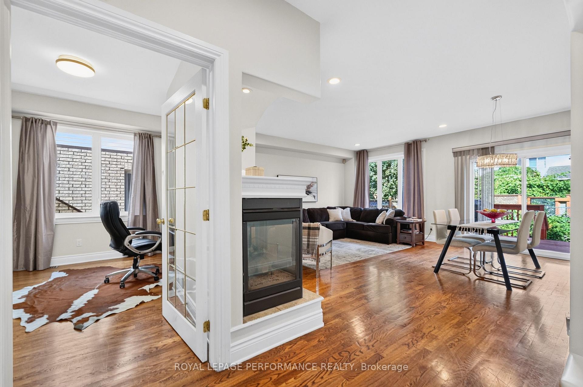 Photo 10 of 22 Monet Court, Ottawa, Upper Hunt Club — HOMEH