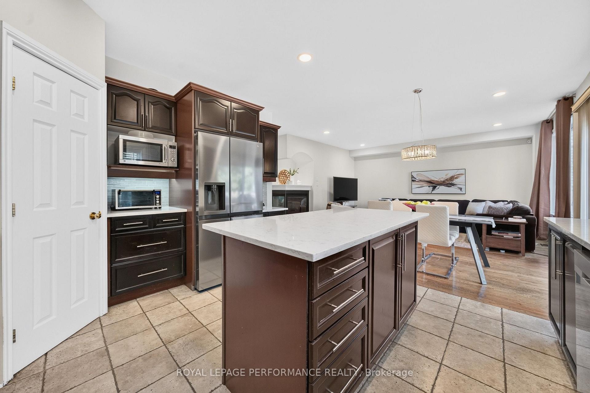Photo 20 of 22 Monet Court, Ottawa, Upper Hunt Club — HOMEH