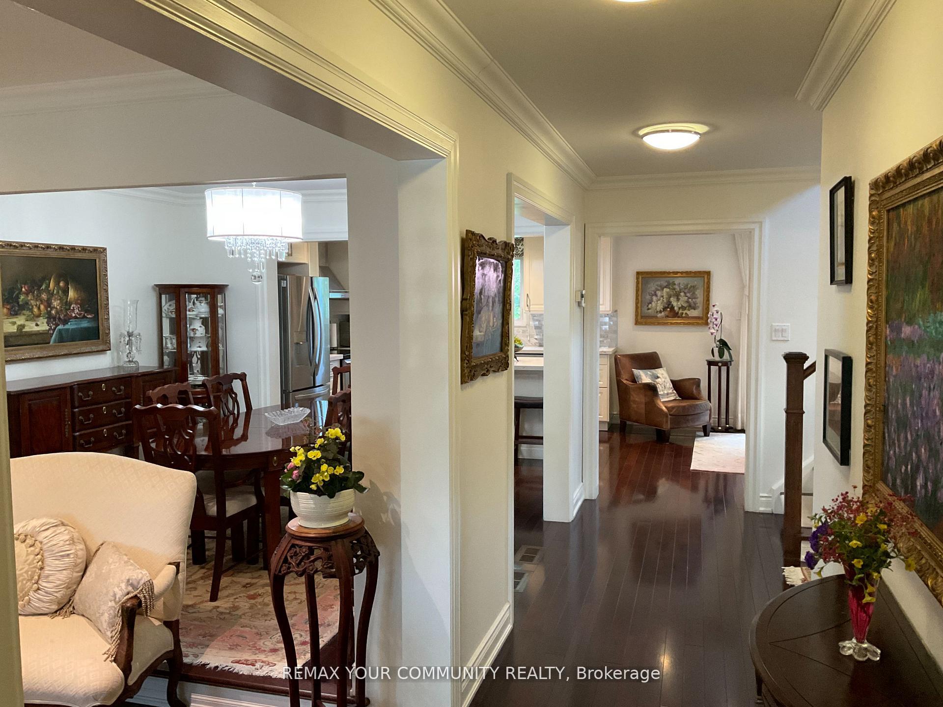 Photo 2 of 111 Springhead Gardens, Richmond Hill, North Richvale — HOMEH