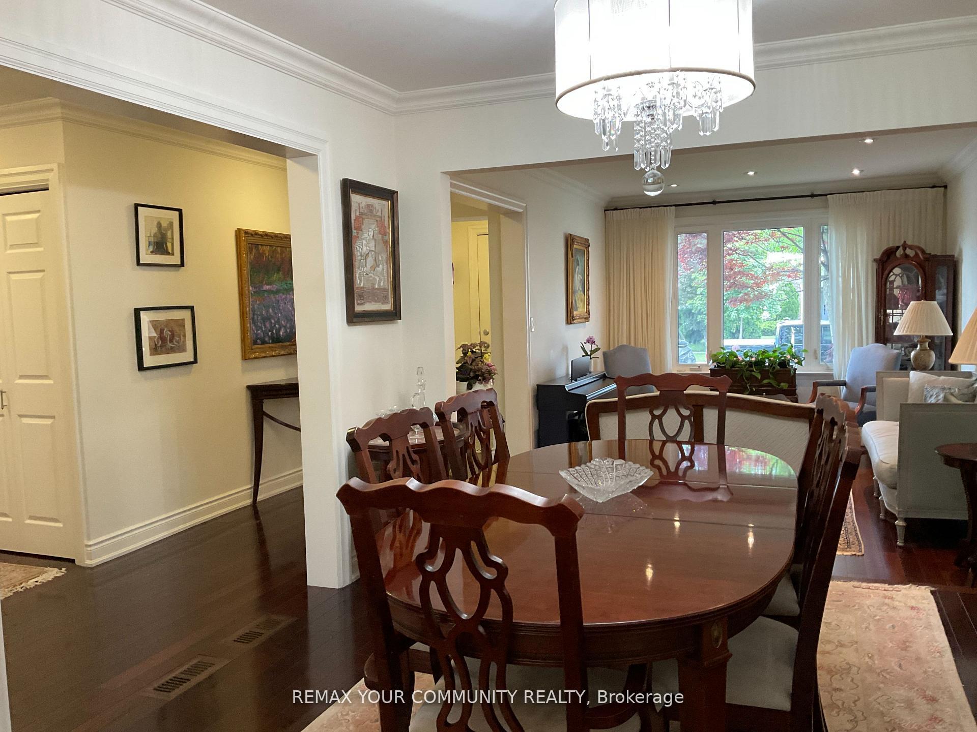 Photo 4 of 111 Springhead Gardens, Richmond Hill, North Richvale — HOMEH