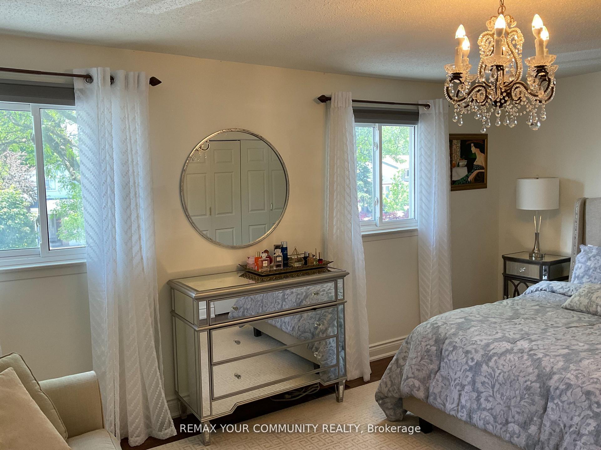 Photo 12 of 111 Springhead Gardens, Richmond Hill, North Richvale — HOMEH
