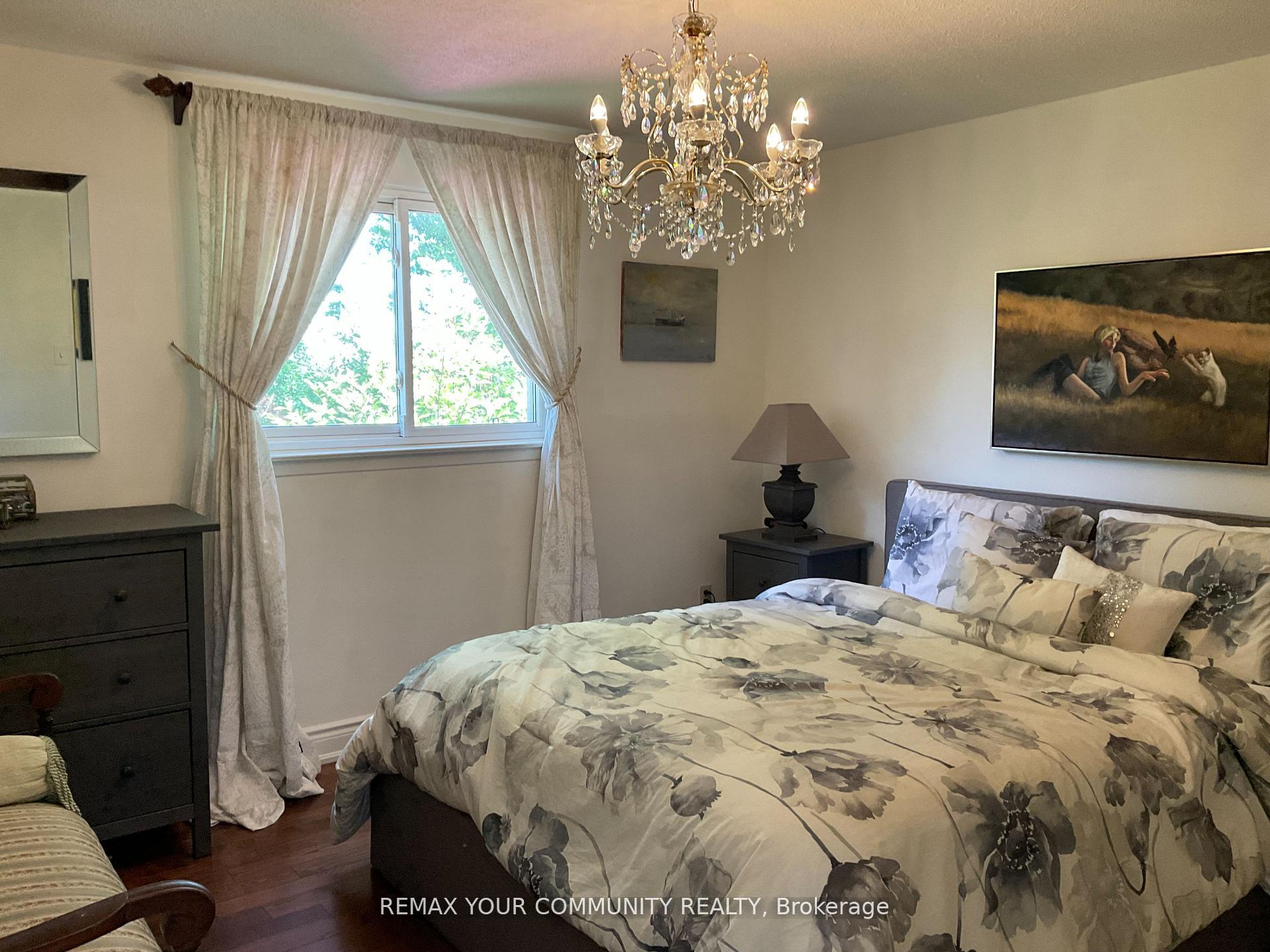 Photo 14 of 111 Springhead Gardens, Richmond Hill, North Richvale — HOMEH