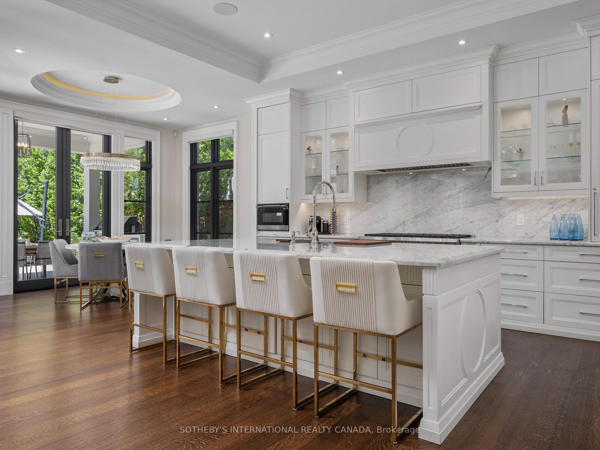 Photo 4 of 22 Brookfield Road, North York, Bridle Path-Sunnybrook-York Mills — HOMEH